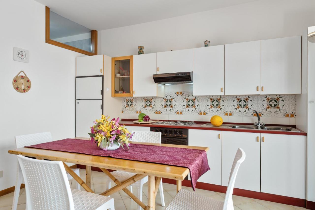 Taormina Comfortable Apartment With Terrace Kültér fotó